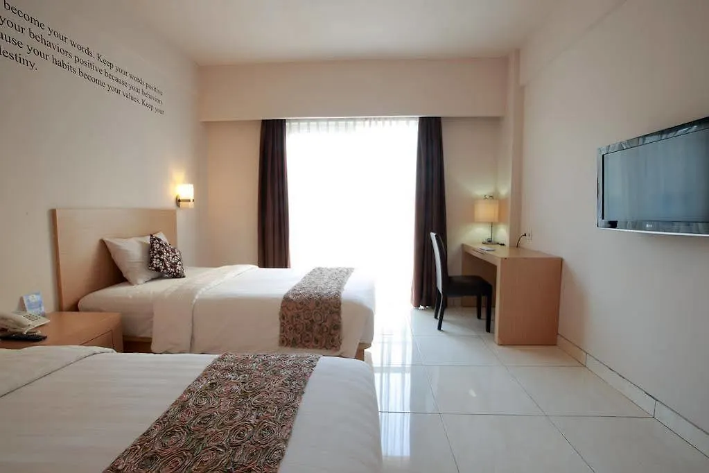 Reddoorz Plus Near Lippo Mall Kuta Kuta  3*, Kuta (Bali) Indonesia