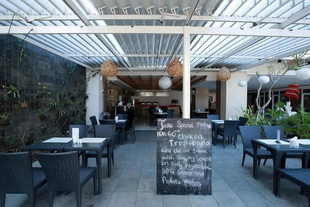 *** Hotel Reddoorz Plus Near Lippo Mall Kuta Kuta  Indonesia